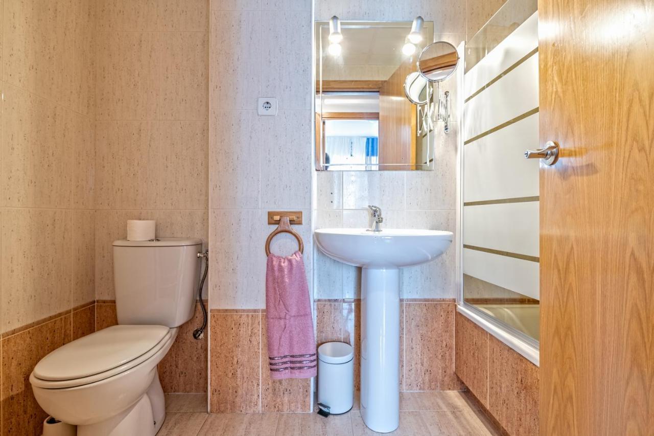 Cálido apartamento con piscina en Barcelona Ripollet Exterior foto